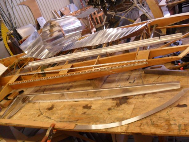 Aileron skins and parts lowe r wing.jpg
